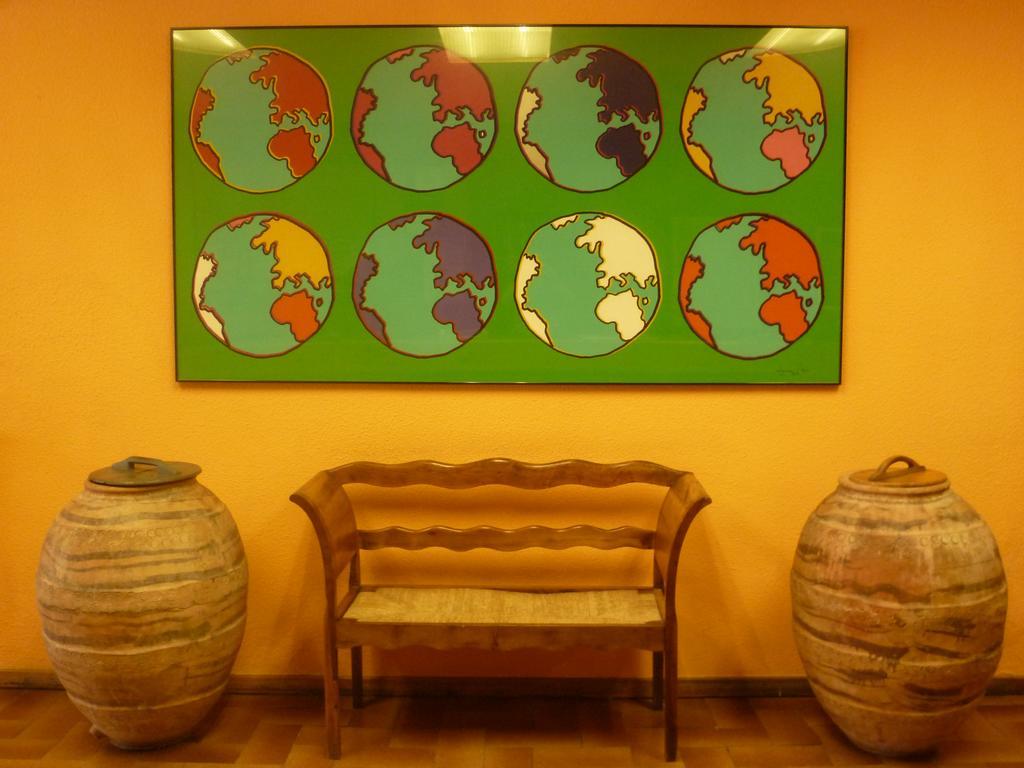 Hotel Pradas Jaca Buitenkant foto