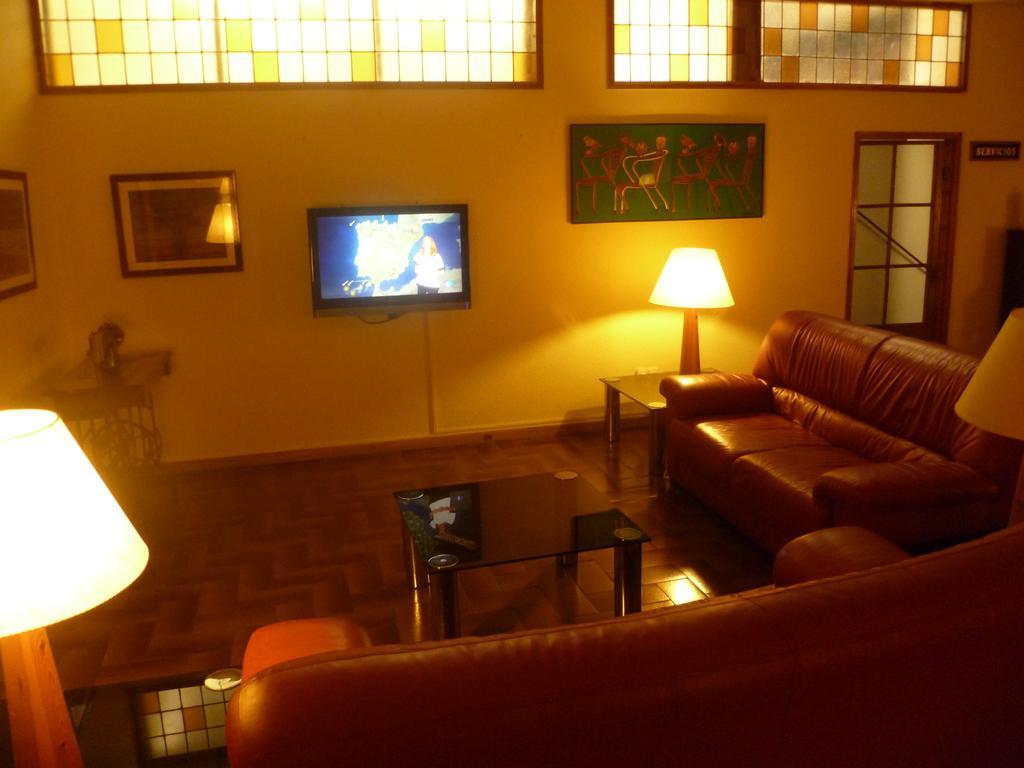 Hotel Pradas Jaca Buitenkant foto