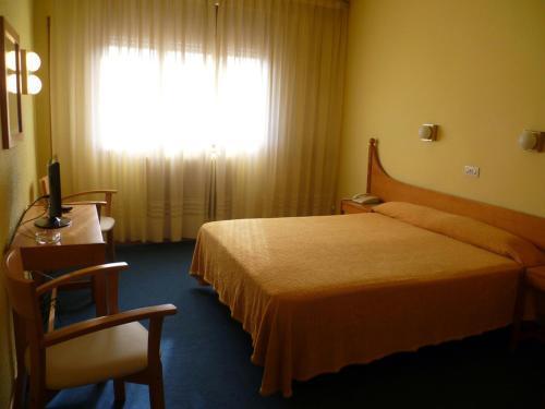 Hotel Pradas Jaca Buitenkant foto